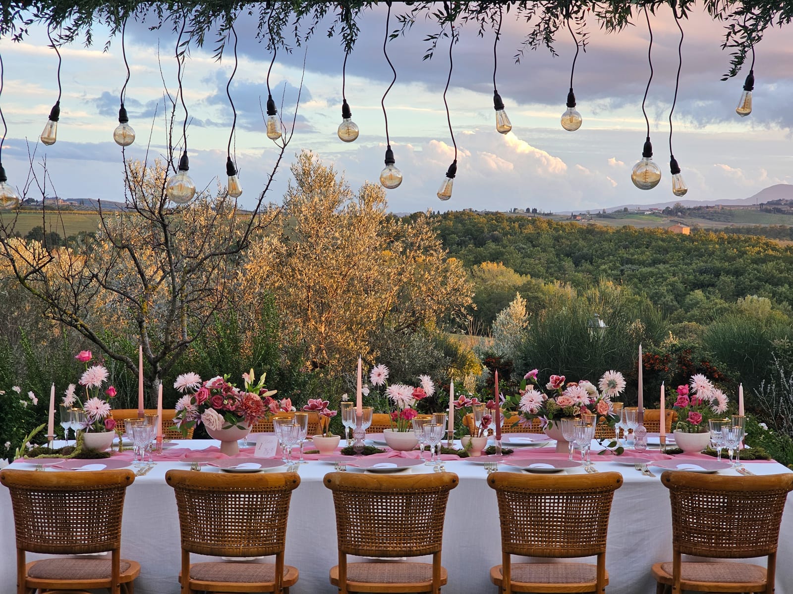 Vintage Bulbs - Alba Wedding lighting